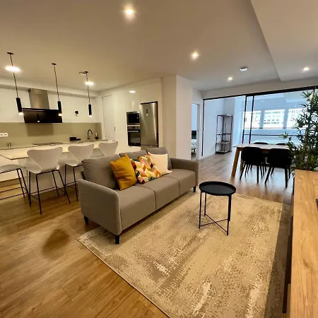 Piso Exclusivo En Centrico, Negocios, Confort Appartement Vigo